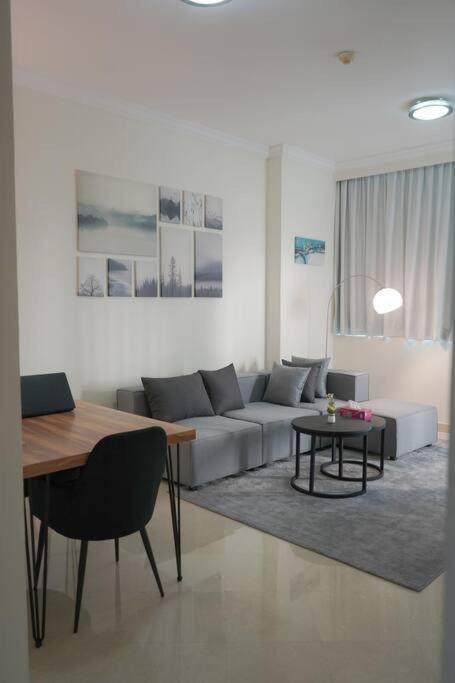 Step Into Serenity - Discover Modern Living In 1Br Apartment With Panoramic Views In Dubai Marina Near Jbr Walk, Beach And Bla Bla Club Zewnętrze zdjęcie